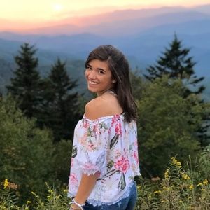 Meet your Posher, Annalise